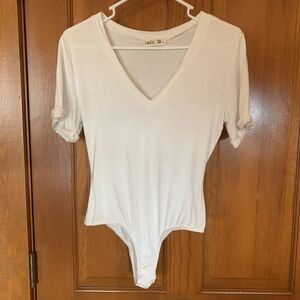 Leibl '38 V Neck Bodysuit Sz Medium Soft Tee Shirt Fabric Wear With Jeans White